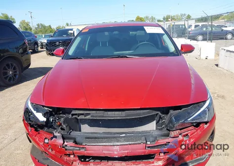 2021 Hyundai Elantra Limited z USA, uszkodzony, nr VIN KMHLP4AG1MU118287